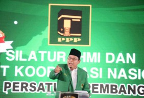 Hasto Janji Perjuangkan SK PPP Kubu Djan Faridz