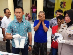 Polisi Gagalkan Pengiriman 550 Gram Sabu ke Bojonegoro