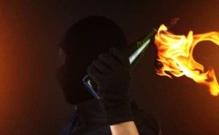 Kedubes Myanmar Dibom Molotov, Polisi Buru Pelaku