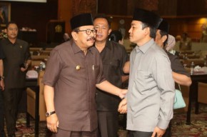 Penarikan Mobdin Anggota DPRD Jatim Tersendat