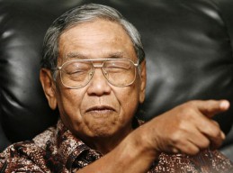 Keputusan Gelar Pahlawan Gus Dur di Tangan Jokowi
