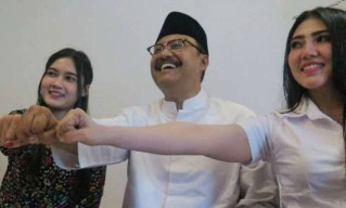 Kontrak Jingle, Tim Khofifah-Emil Bantah Klaim Via Vallen