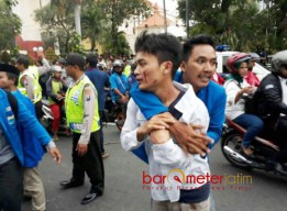 Demo UU MD3 Ricuh 4 Aktivis PMII Terluka, 2 Pingsan