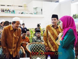 Ombang-Ambingkan Khofifah, PWNU Jatim Dinilai Tak Netral