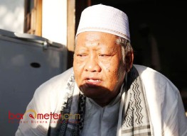 Kiai Sentral NU Dukung Khofifah, Mesin PKB Makin Tergerus