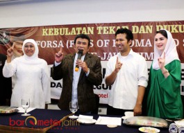 Kampanye Akbar, Khofifah-Emil Menggebrak Bareng Rhoma