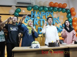 Niat Berbagi, Tumpeng Ultah Khofifah Ditolak Kubu Gus Ipul-Puti