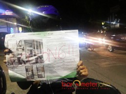 Kejar Hak, Korban Sipoa Bagikan Brosur Apartemen Bodong