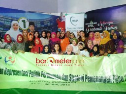 Puluhan Bacaleg Perempuan Berguru Politik ke Khofifah