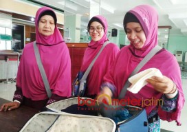 Ditanya soal Jodoh, Eh.. JCH Termuda Ini Senyum Tersipu