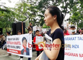 Demo Bikin Macet Puluhan Korban Sipoa Tagih Janji Yusril