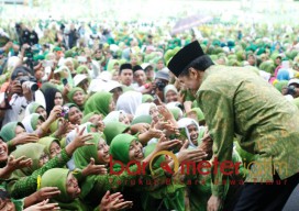 Kiai Asep Klaim Dirinya dan Khofifah Minimal Sumbang 44 Juta Suara untuk Jokowi, Dari Mana Ngitungnya?