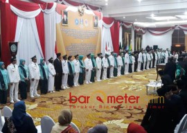 12 Kepala Daerah Dilantik, Pakde Karwo: Penuhi Janji Politik