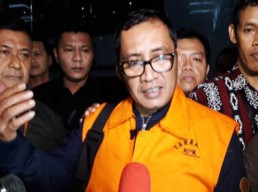 Tahanan KPK, Besok Syahri Dilantik Terpisah di Kemendagri