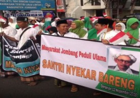 Langkahi Makam Kiai Bisri, Sandi Dinilai Tak Pernah Ngaji