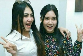 Honor Artis Endorse Kosmetik Oplosan Rp 15 Juta Per Pekan