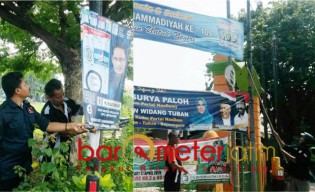 Bawaslu Lamongan Turunkan Paksa Ratusan APK Liar