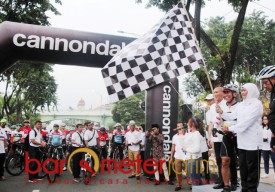 Melihat Infrastruktur di Era Jokowi Lewat Gowes Trans Jawa