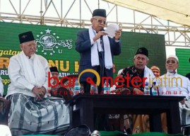 Di Gresik, Kiai Maruf Ajak Warga NU Lawan Hoaks dan Fitnah
