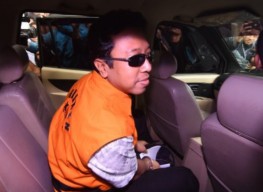 Dalami OTT Romi KPK Periksa 12 Saksi di Mapolda Jatim