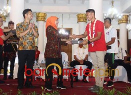 Sambut Timnas U-22, Khofifah Tambahi Bonus Rp 25 Juta