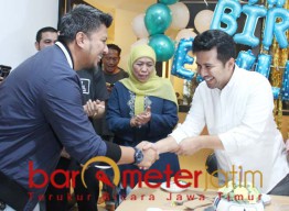 Sukses Awal Khofifah Buah Sinergi dengan Pakde Karwo