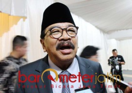 Menantu Masuk Bursa Pilwali, Begini Respons Pakde Karwo