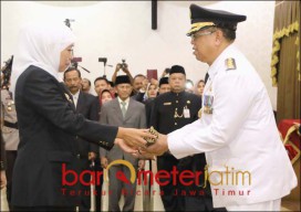 Khofifah ke Pengganti Syahri Mulyo: Hati-hati Pakai Anggaran