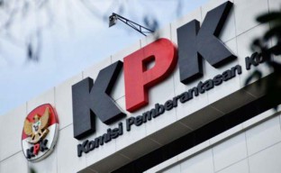 Giliran Rumah Mantan Ajudan Pakde Karwo Digeledah KPK