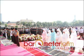 Kemarau Panjang, Ribuan Warga Jatim Shalat Minta Hujan