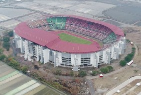 GBT Bau Sampah Anak Buah Risma Sibuk Bantah Khofifah