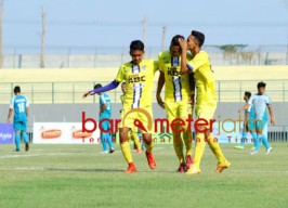 PSG Gresik Menggila Cukur Habis Persitangsel 5-0