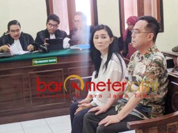 Hakim-JPU Beber ‘Pernikahan Palsu’ Bos Pasar Turi