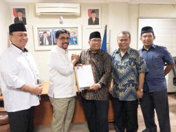 Kantongi Rekom PAN, Machfud Arifin Butuh 7 Kursi Lagi