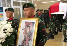 Mien Sugandhi di Mata Khofifah: Pejuang Peranan Perempuan