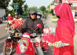 Zona Merah Legislator PDIP Lamongan Turun Cegah Corona