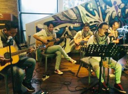 Dana untuk Anak Yatim, Hotel Regantris Gelar Konser Virtual