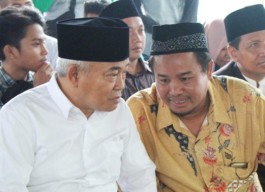 Larang Orang Kumpul, Khofifah Jangan Malah Gelar Konser