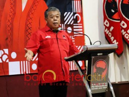 Siapa Jagoan PDIP di Pilwali Surabaya, Tunggu 19 Agustus