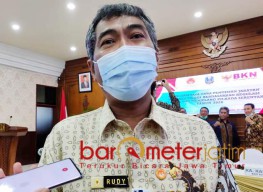 Istri Maju di Pilbup Lamongan, Kepala Dindik Jatim Wajib Cuti