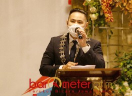 Jhonny Thio Doran, Bangun Kerajaan Bisnis dari Kamar Kos