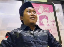 Maju Ketua Ansor Surabaya, Holil Bantah Jadi Calon Bayangan