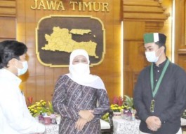 Terima Ketum Terpilih, Khofifah Puji Kontribusi Besar HMI