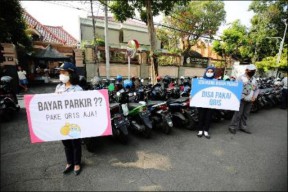 Bayar Parkir Pakai QRIS, DPRD Surabaya: Sangat Worth It-lah