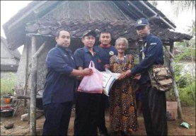 Viral Nenek Binah Telantar, Ini Klarifikasi TKSK Tulungagung