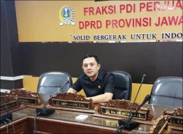 Anggota DPRD Jatim Puji Nakes, Kritik Telak Khofifah-Emil