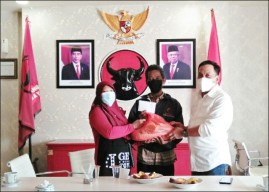 Tak Dapat Bansos, Warga di Surabaya Mengadu ke DPRD