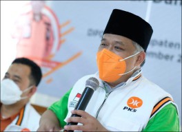 Bantu Pemerintah, PKS Jatim Apresiasi DPD Gelar Vaksinasi