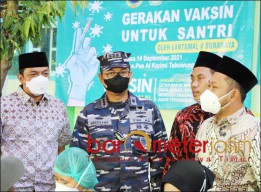 Bupati Gresik: Vaksinasi Harus Masif, Tak Hanya Serbuan Massal