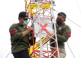 Tanpa IMB, Pemkot Surabaya Segel 5 Menara Telekomunikasi